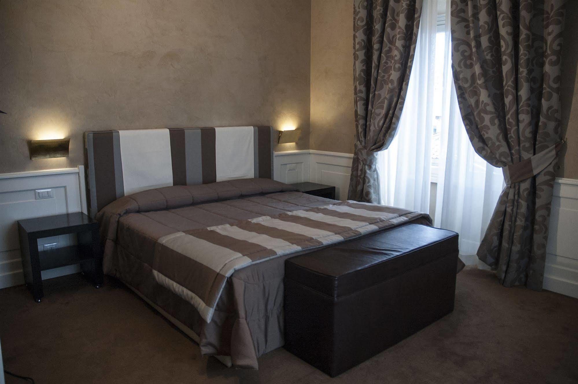 Relais La Maison De Luxe 2* Rom